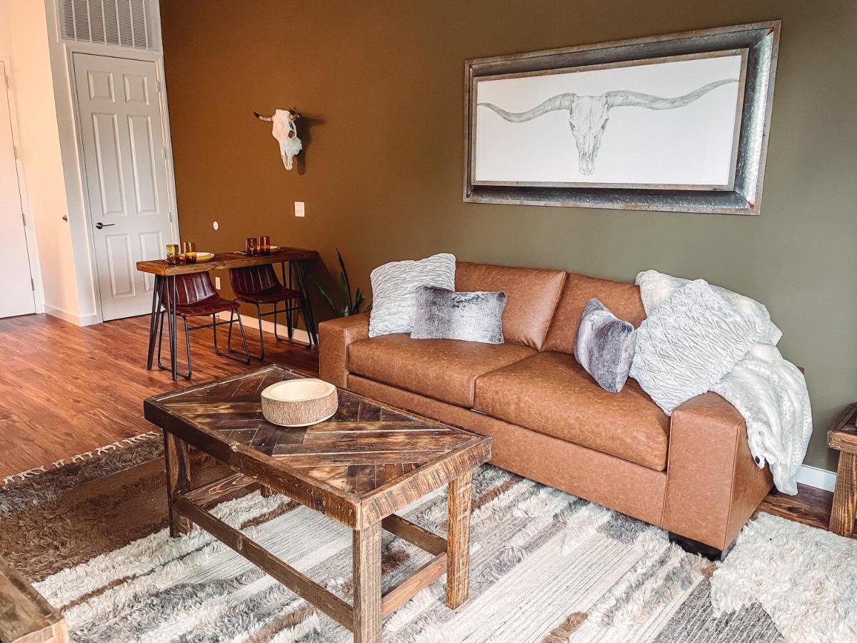 Rustic Chic - Boutique Luxe Near Broadway Holiday home *
